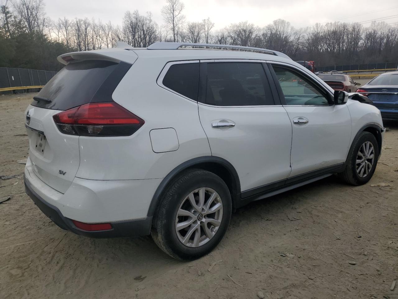 2017 NISSAN ROGUE S - Image 3