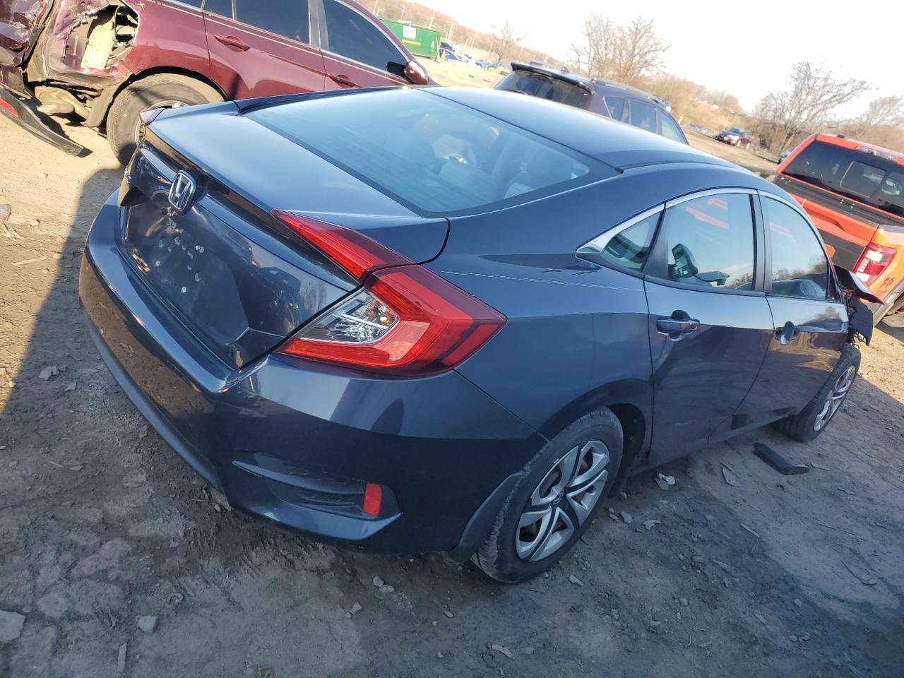 2016 HONDA CIVIC LX - Image 3