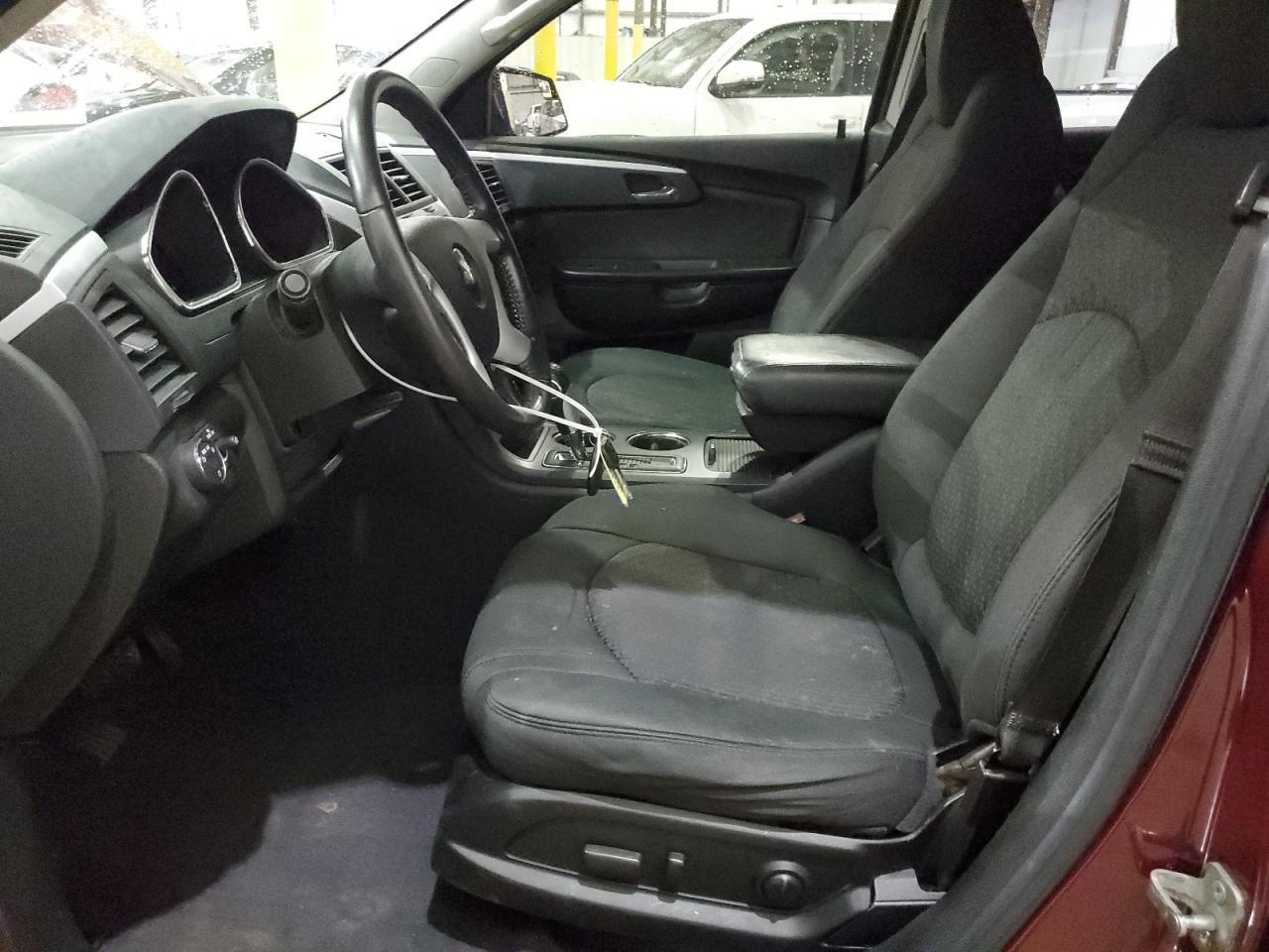 2011 CHEVROLET TRAVERSE L - Фото 7