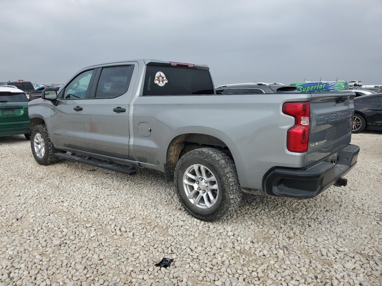 2023 CHEVROLET SILVERADO - Фото 2