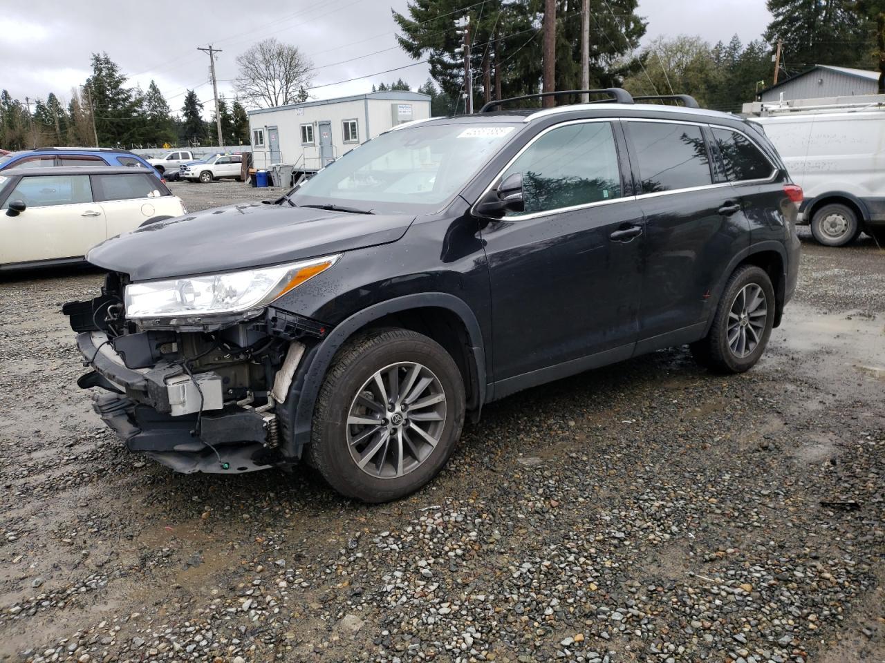 2019 TOYOTA HIGHLANDER
