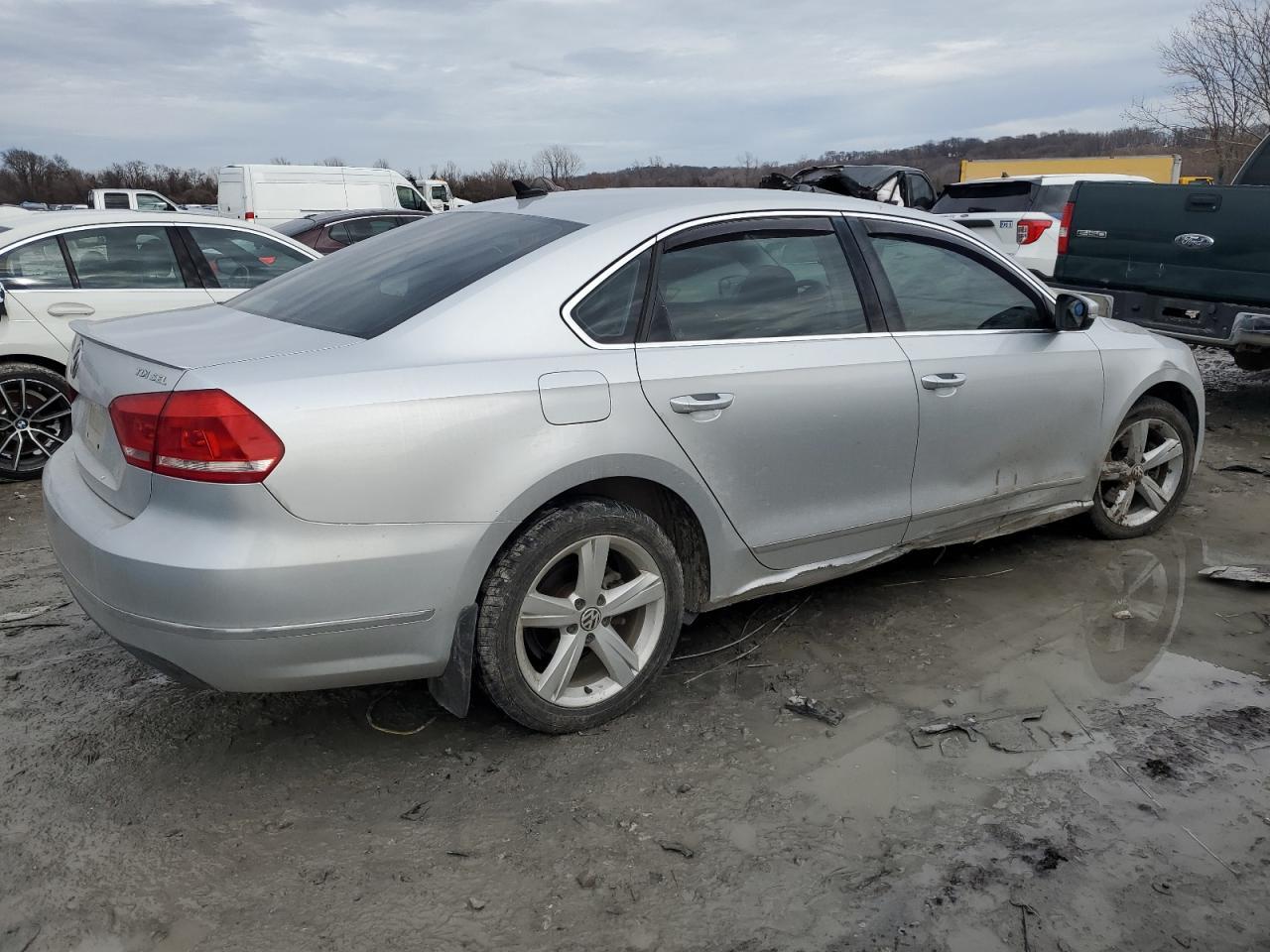 2013 VOLKSWAGEN PASSAT SEL - Фото 3