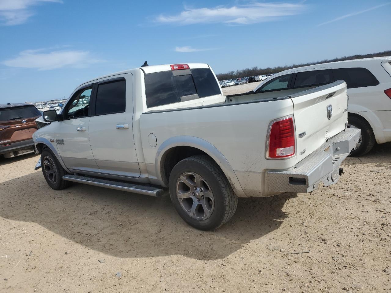 2017 RAM 1500 LARAM - Фото 2