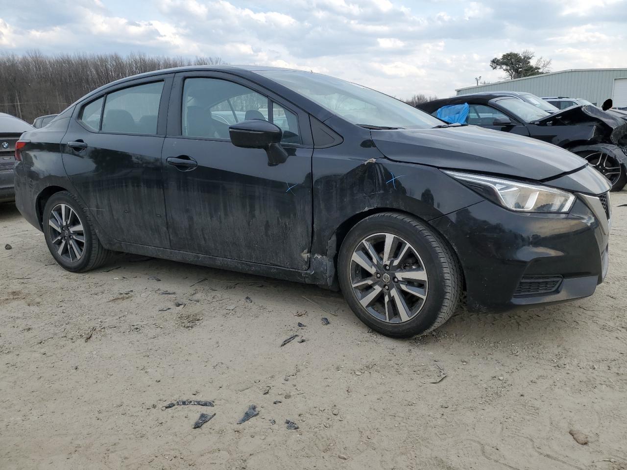 2021 NISSAN VERSA SV - Фото 4