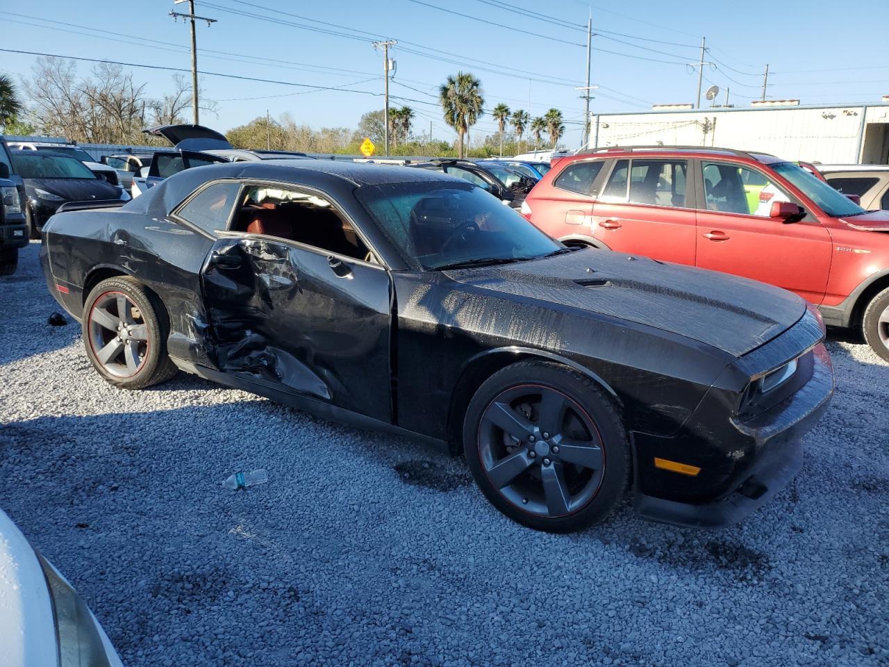 2013 DODGE CHALLENGER - Image 4