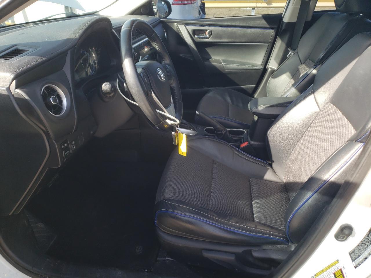 2018 TOYOTA COROLLA L - Фото 7