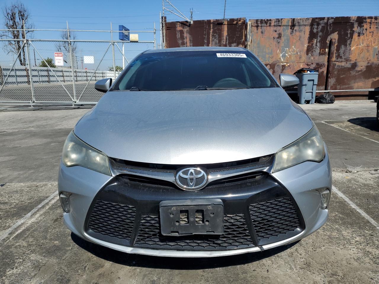 2017 TOYOTA CAMRY LE - Фото 5