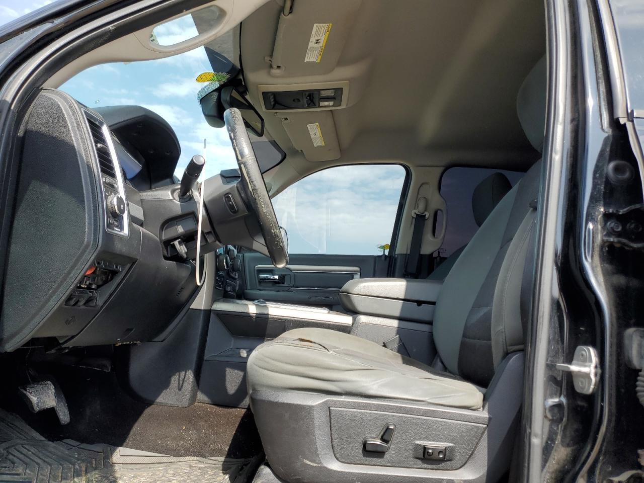 2014 RAM 1500 SLT - Image 7