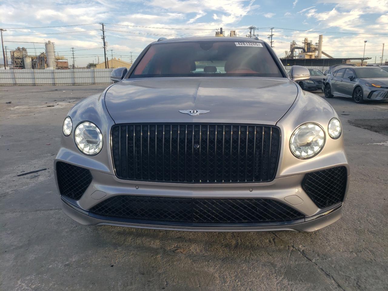 2023 BENTLEY BENTAYGA - Image 5