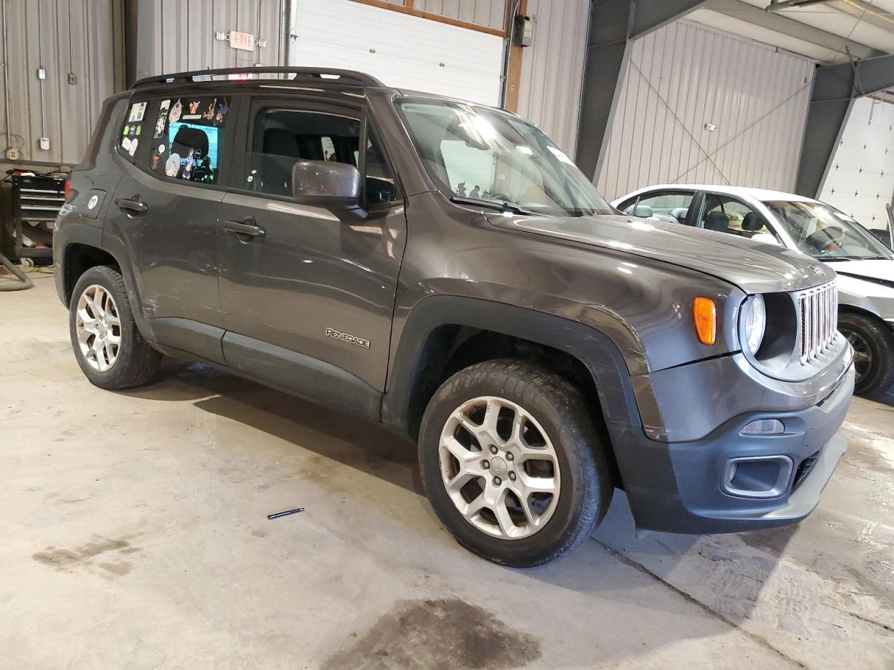 2016 JEEP RENEGADE L - Image 4