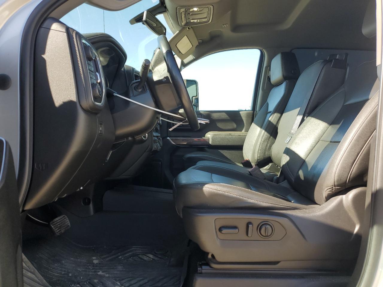 2023 CHEVROLET SILVERADO - Фото 7