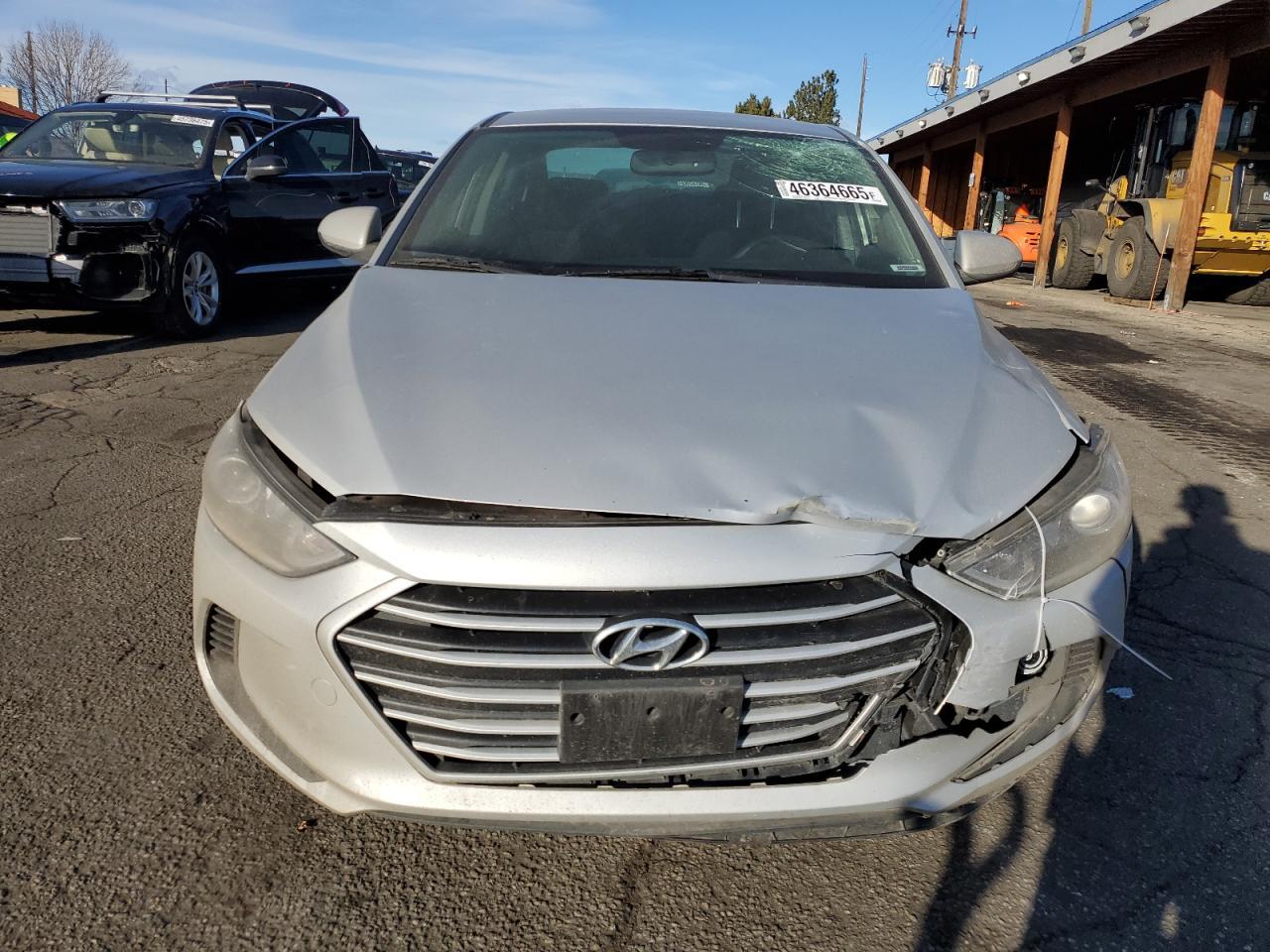 2018 HYUNDAI ELANTRA SE - Image 5