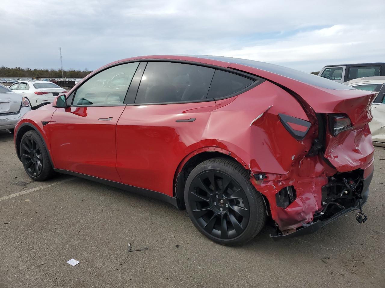 2022 TESLA MODEL Y - Image 2