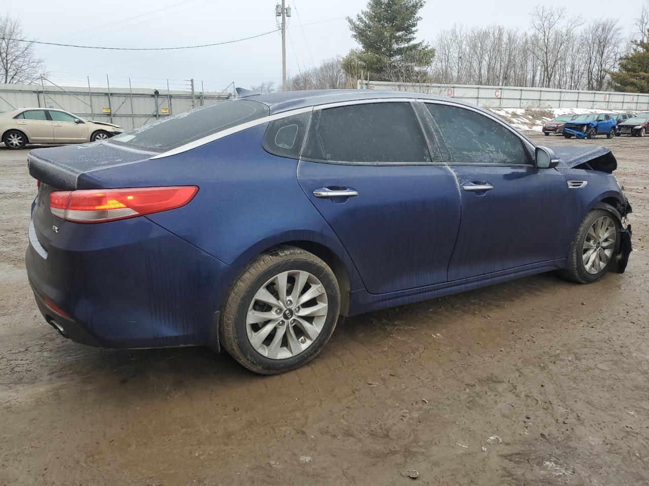 2016 KIA OPTIMA EX - Image 3