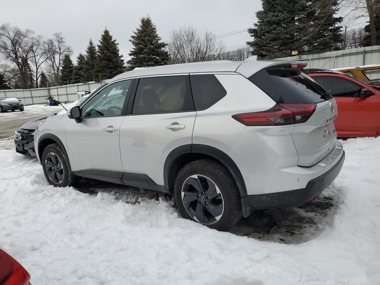 2024 NISSAN ROGUE SV - Фото 2
