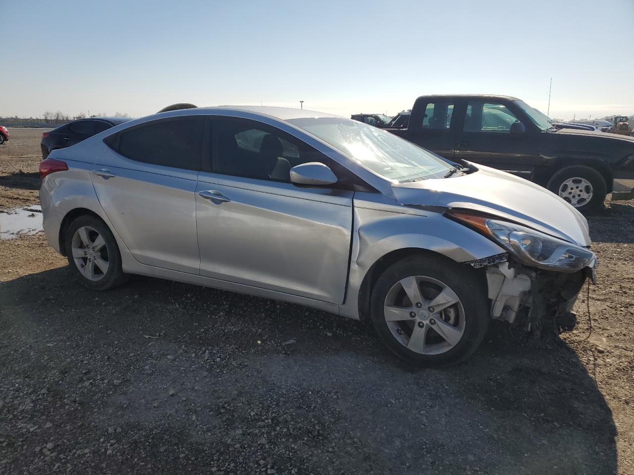 2013 HYUNDAI ELANTRA GL - Image 4