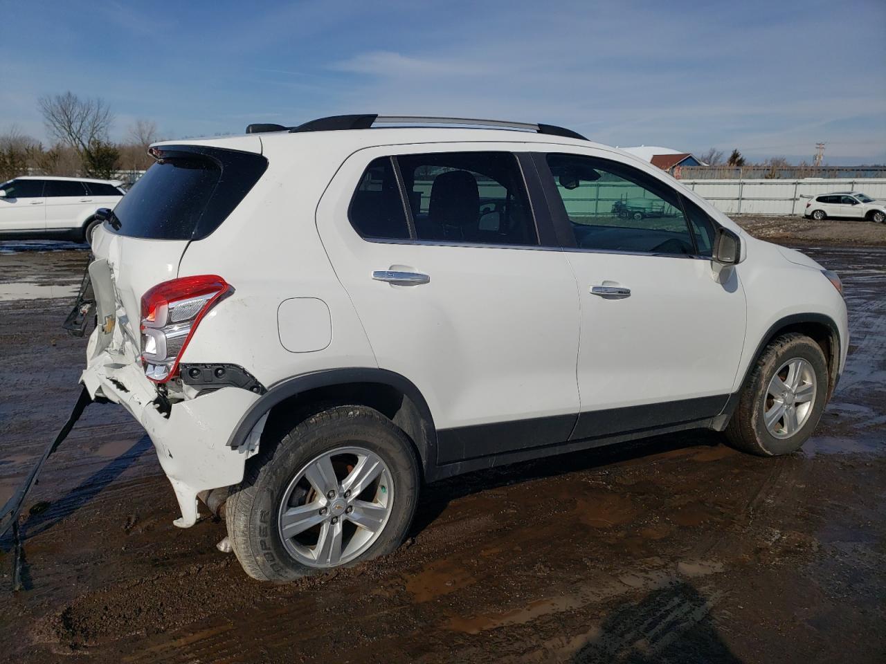 2018 CHEVROLET TRAX 1LT - Фото 3