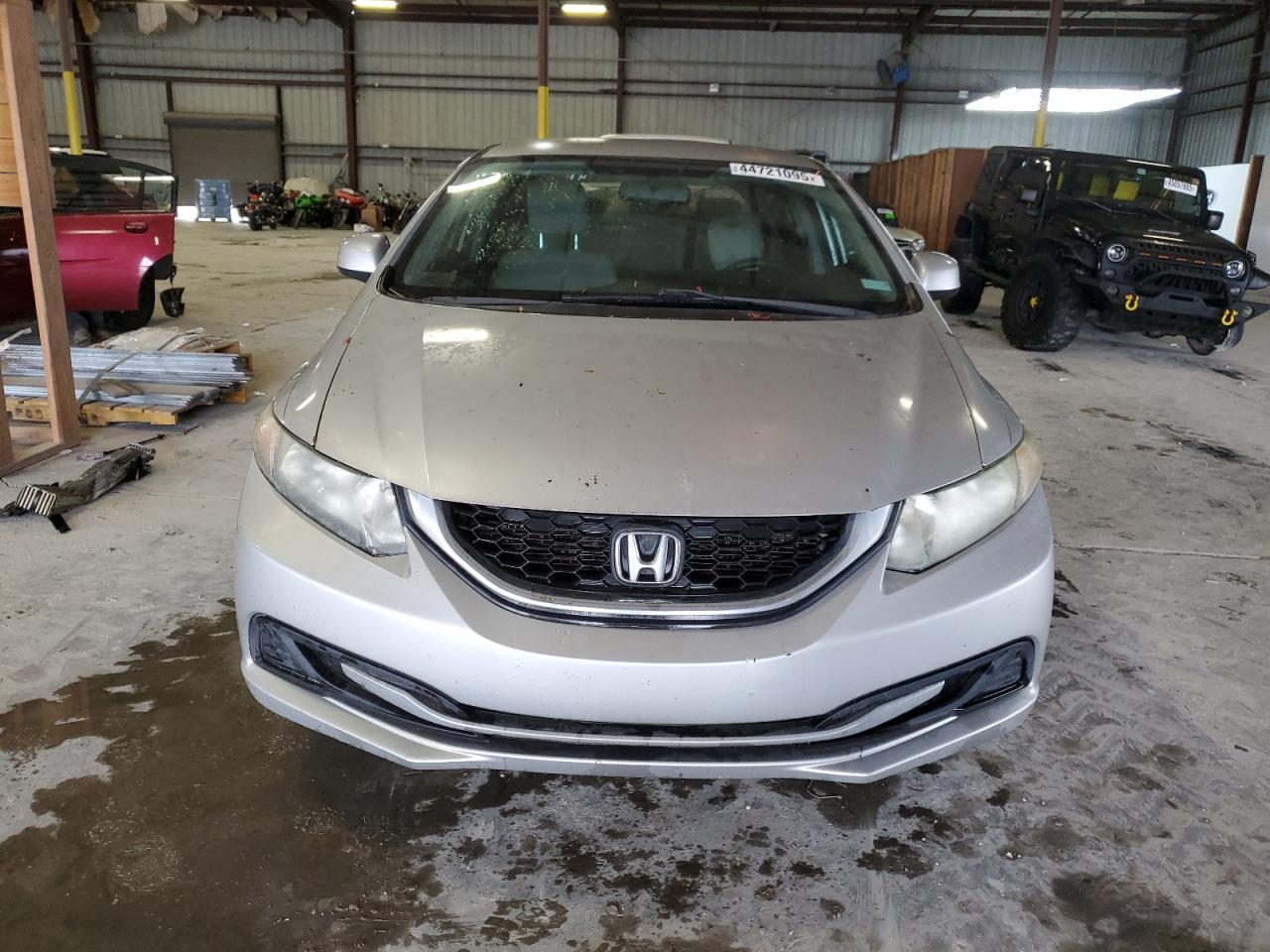 2013 HONDA CIVIC LX - Фото 5