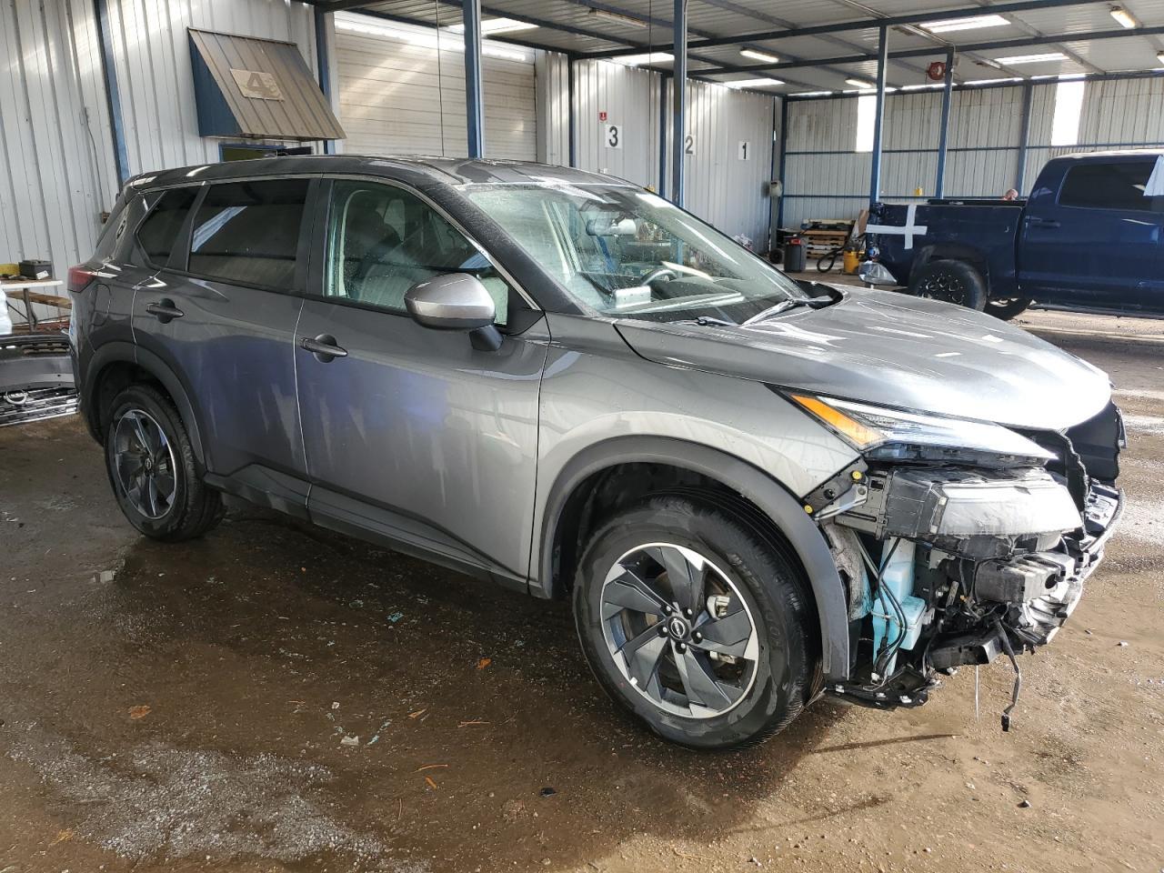 2024 NISSAN ROGUE SV - Image 4