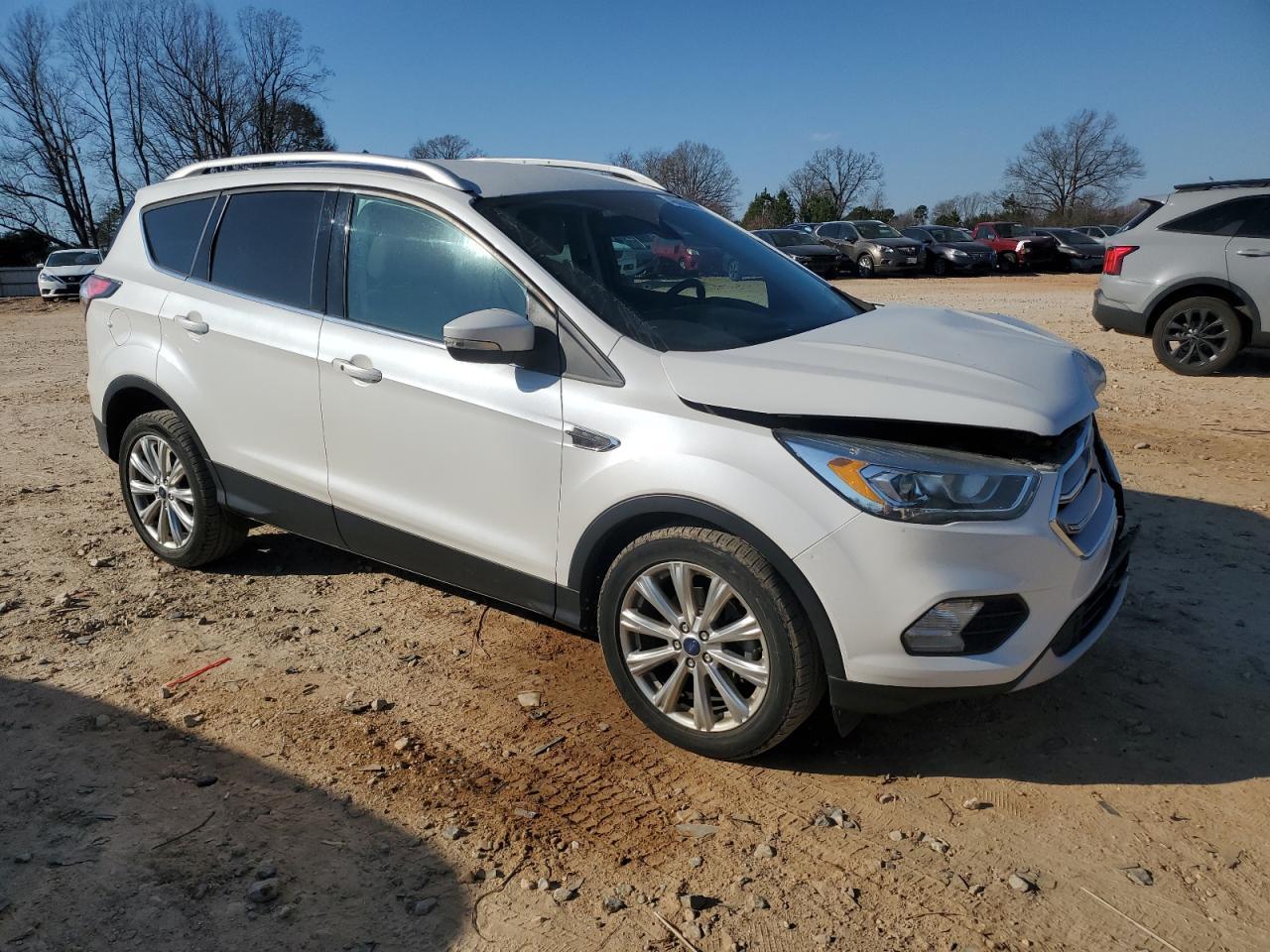 2017 FORD ESCAPE TIT - Image 4