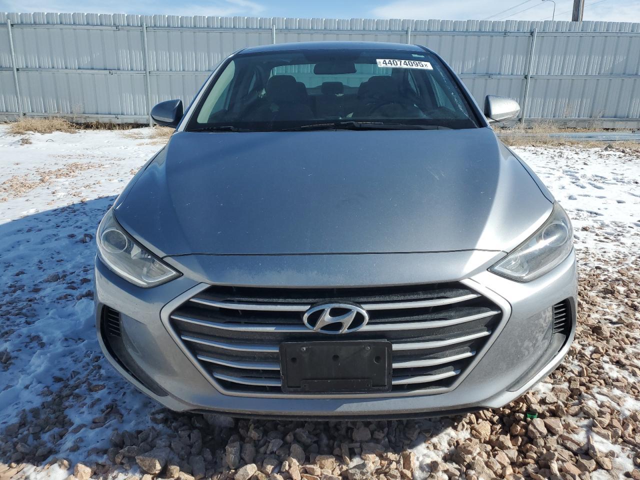 2017 HYUNDAI ELANTRA SE - Фото 5