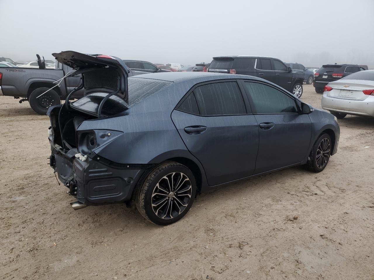 2014 TOYOTA COROLLA L - Image 3