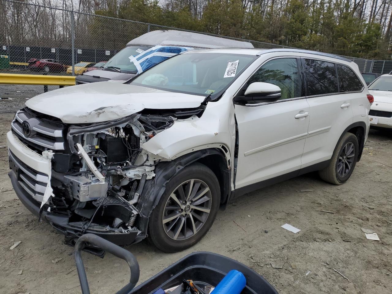 2019 TOYOTA HIGHLANDER