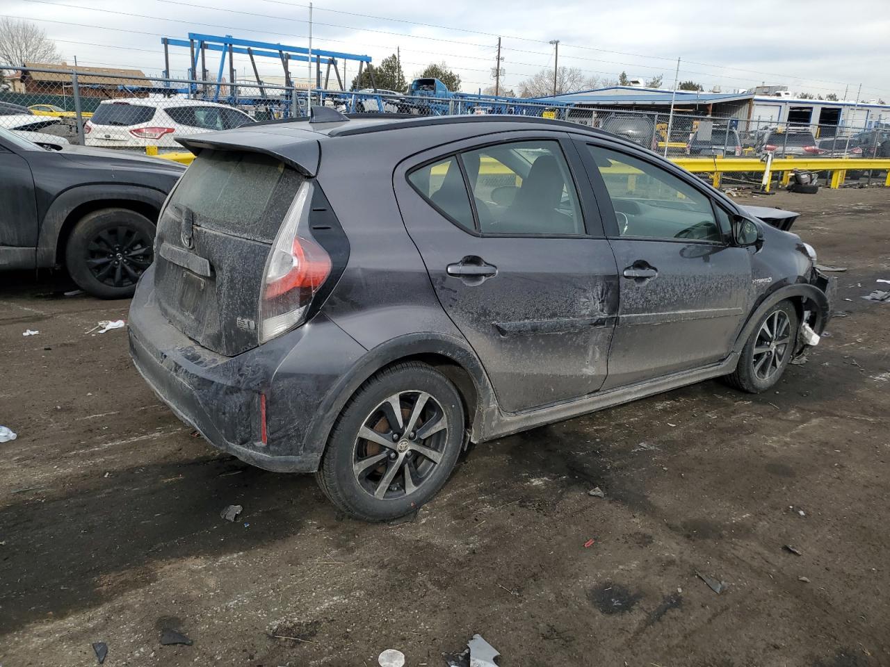 2018 TOYOTA PRIUS C - Image 3