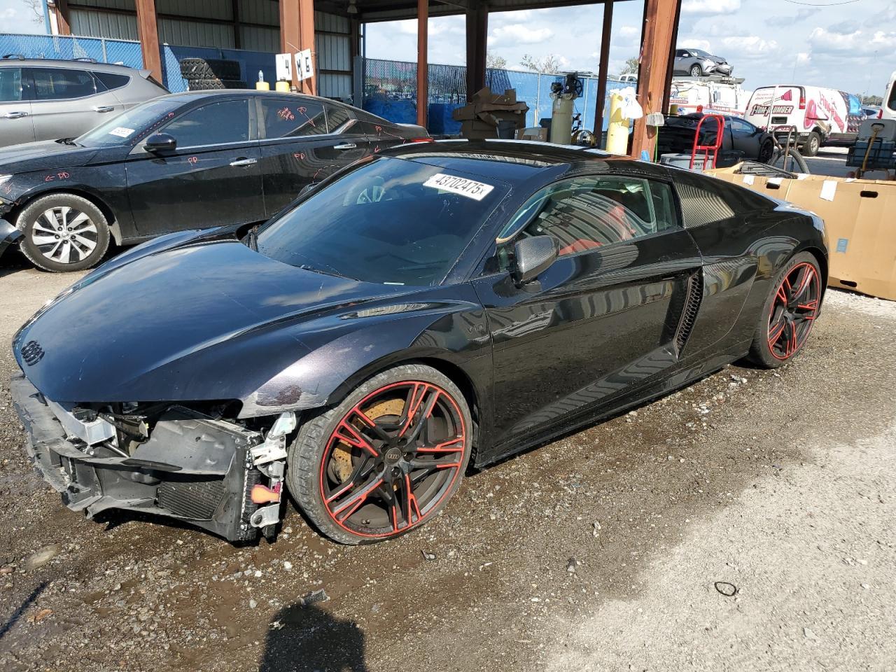 2021 AUDI R8