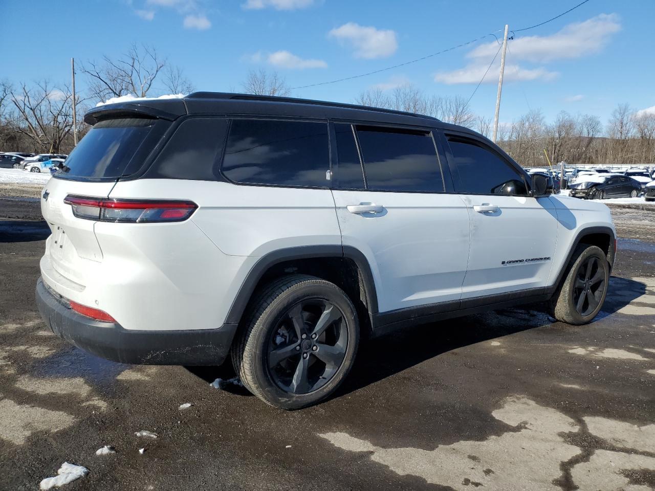 2024 JEEP GRAND CHER - Image 3
