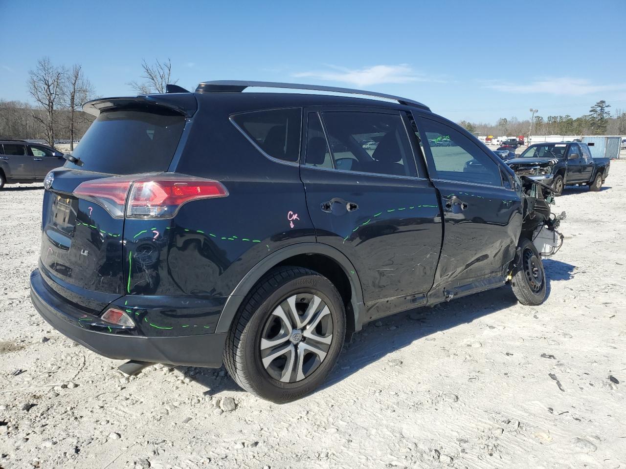 2018 TOYOTA RAV4 LE - Image 3