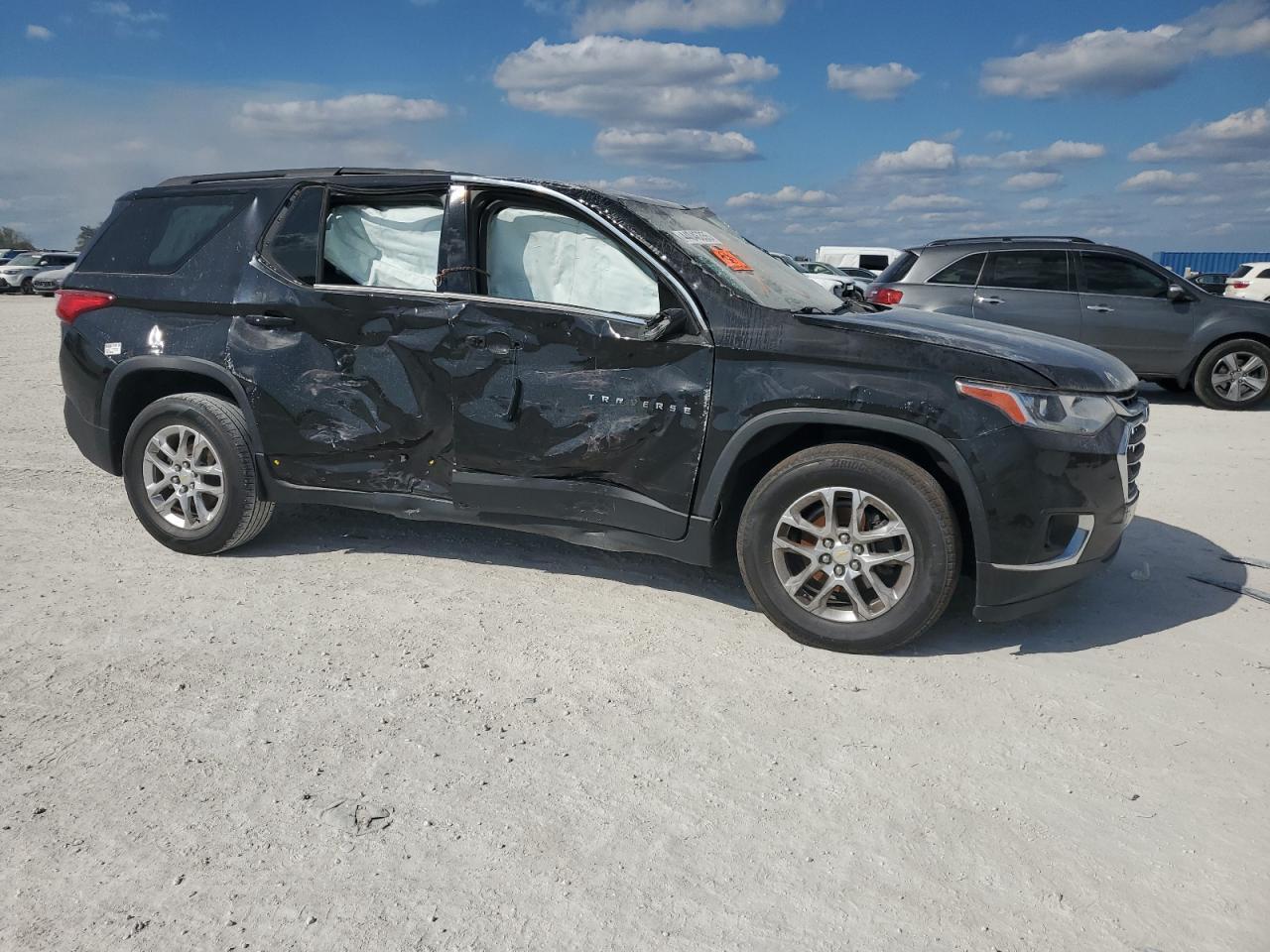 2020 CHEVROLET TRAVERSE L - Фото 4