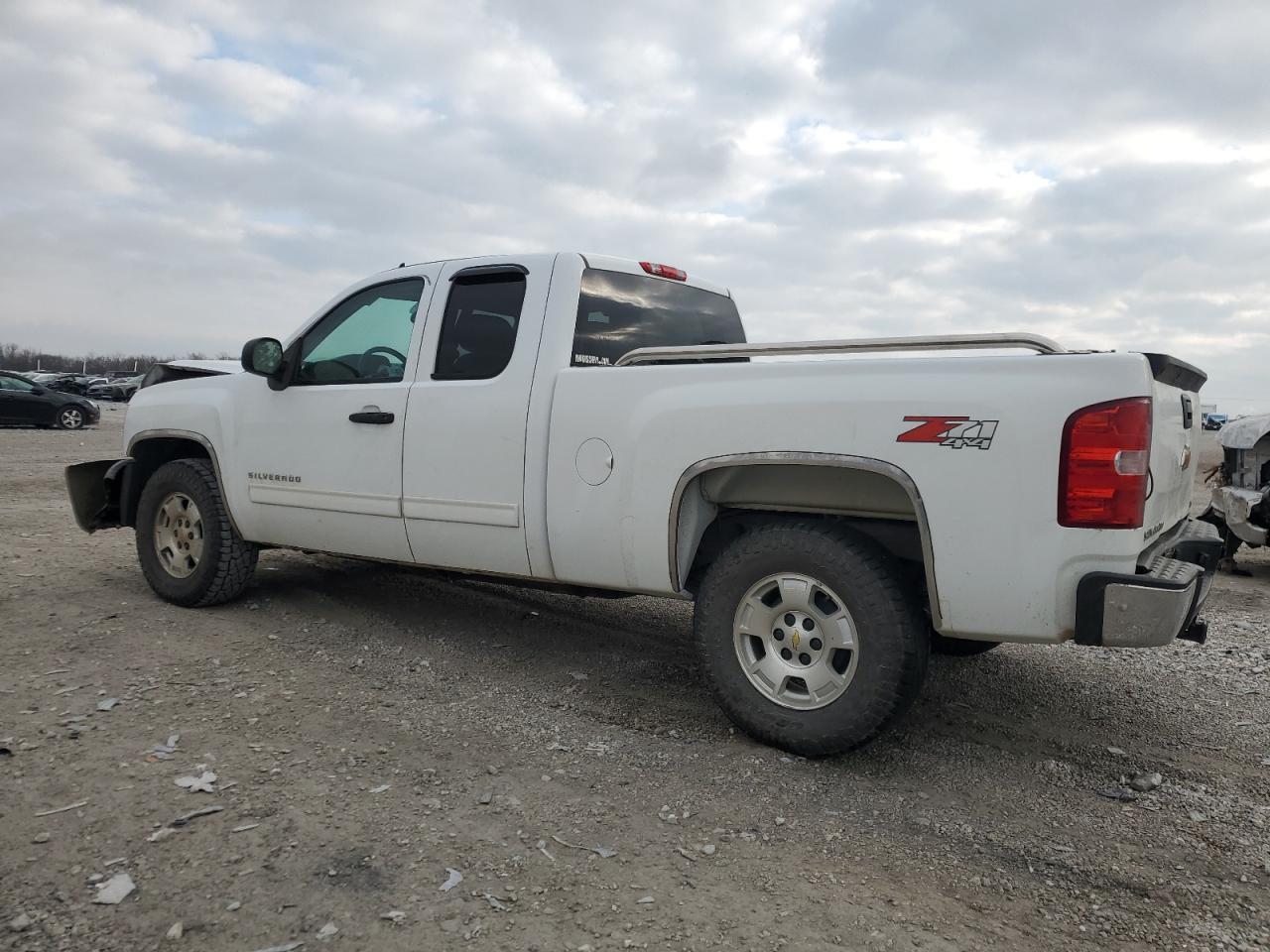 2013 CHEVROLET SILVERADO - Image 2