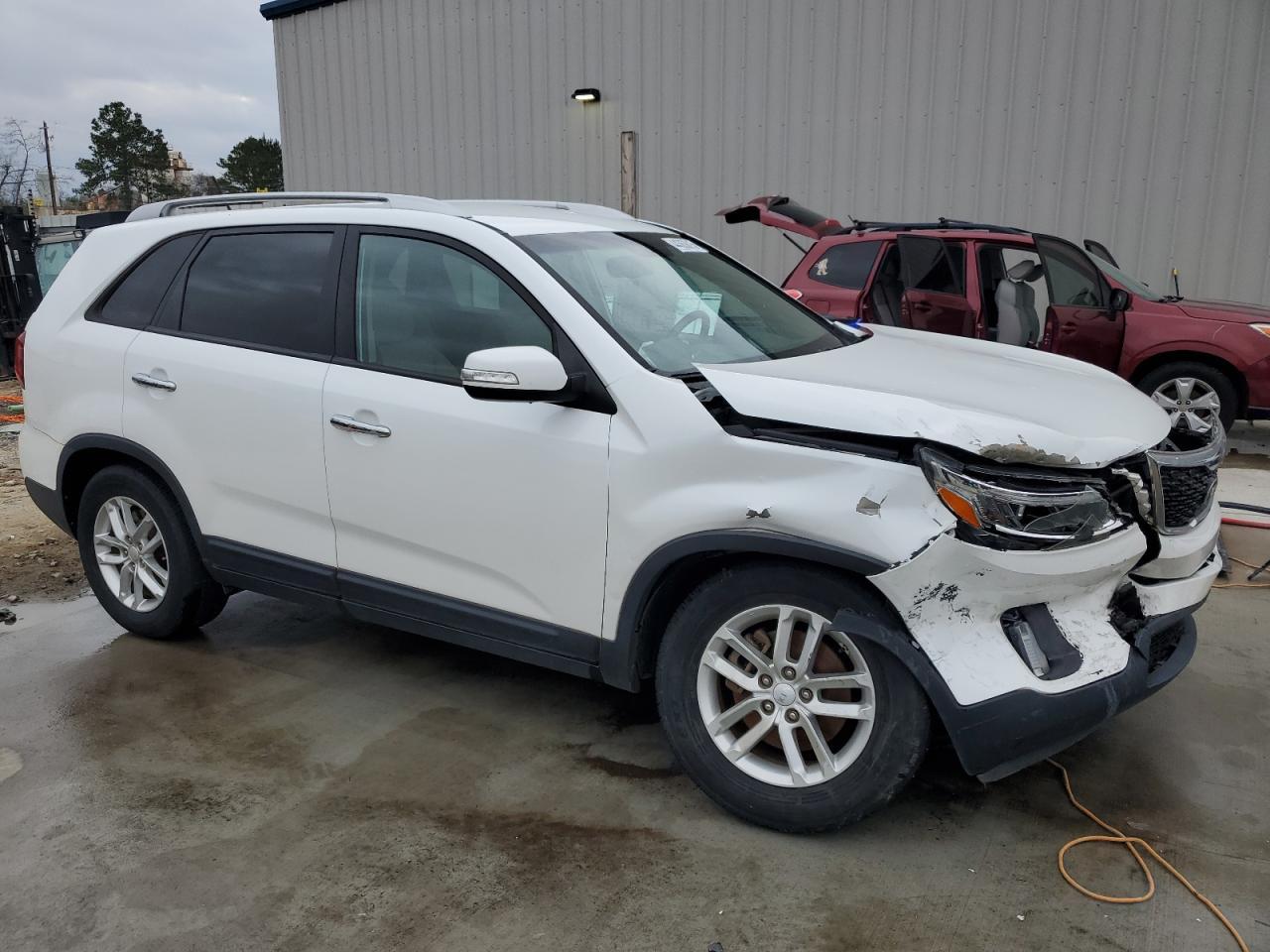 2015 KIA SORENTO LX - Image 4