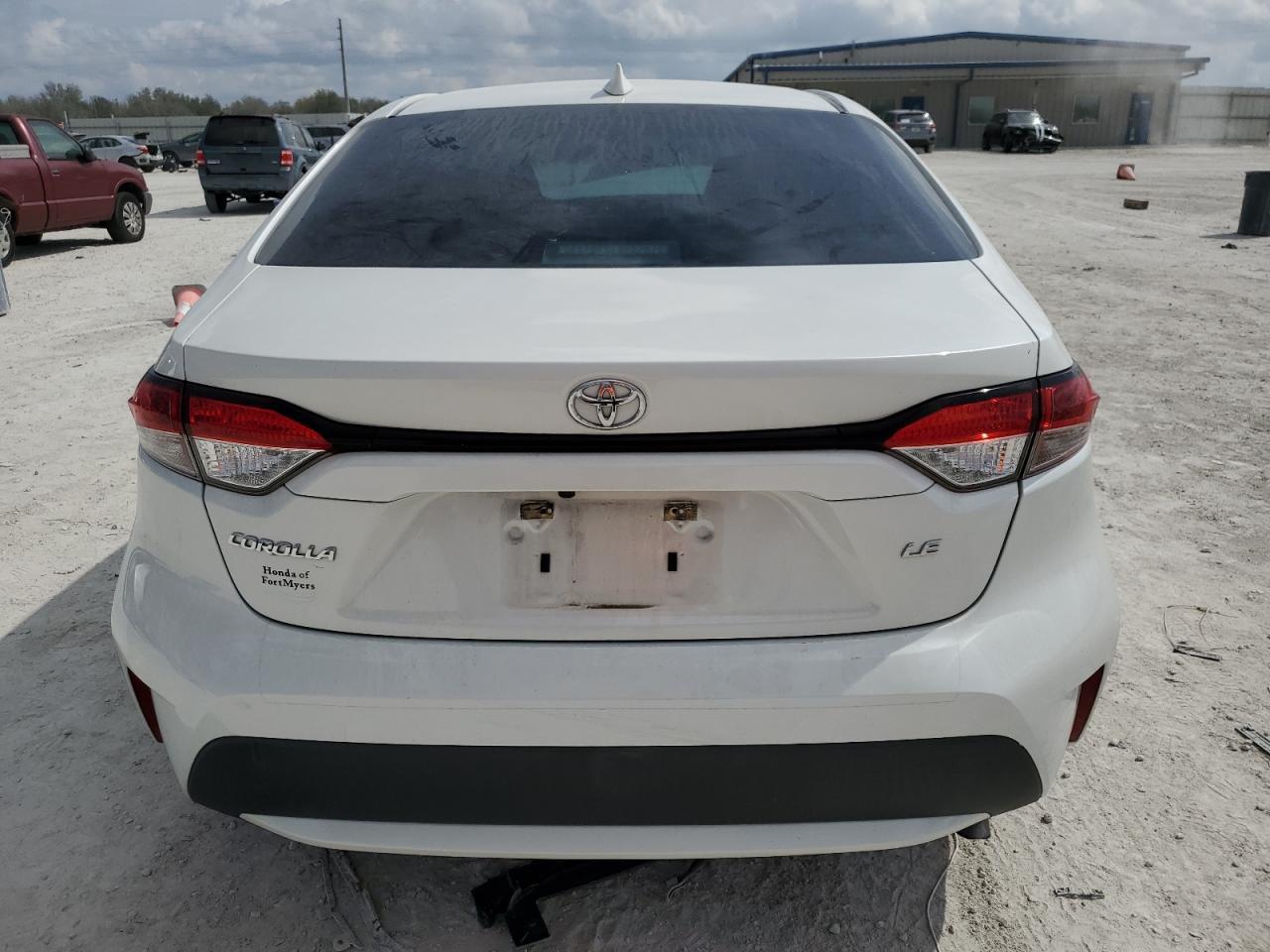 2020 TOYOTA COROLLA LE - Фото 6