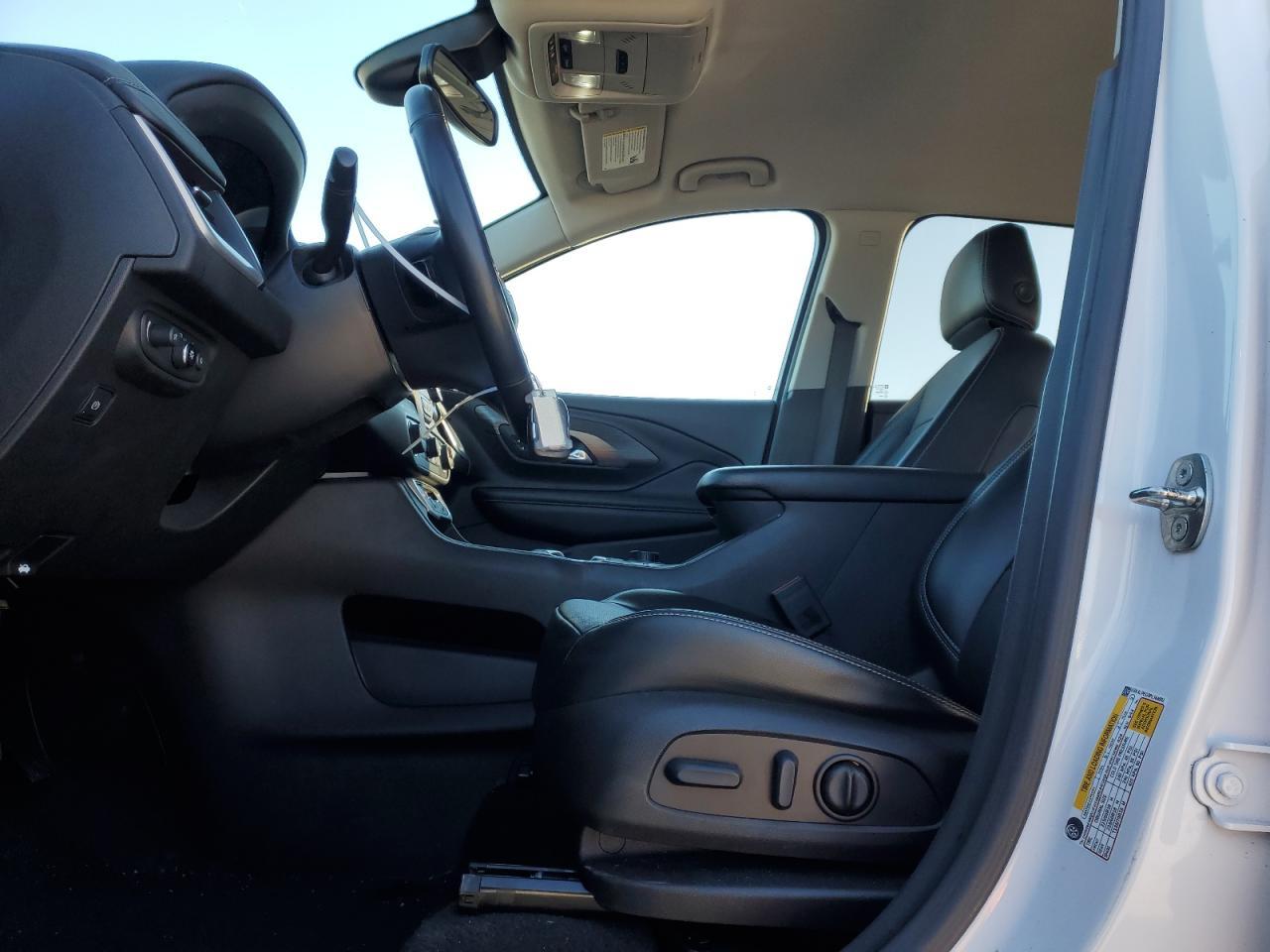 2023 GMC TERRAIN SL - Фото 7