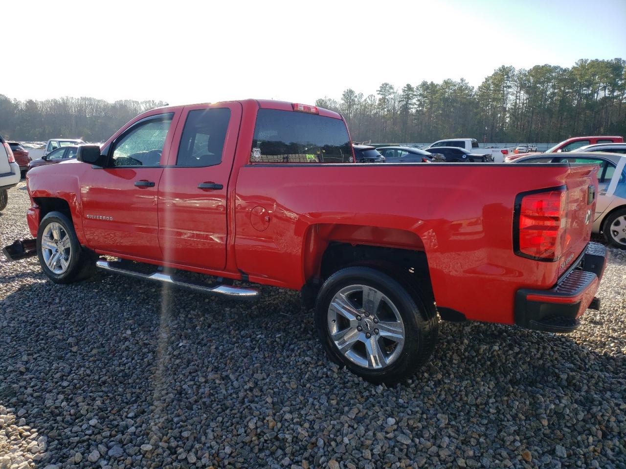 2017 CHEVROLET SILVERADO - Image 2