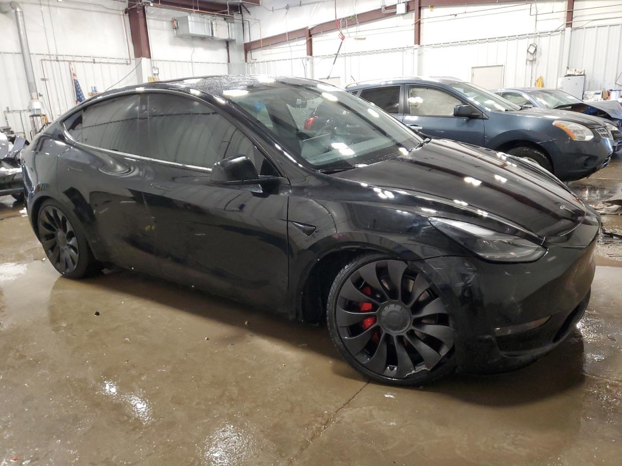 2022 TESLA MODEL Y - Фото 4