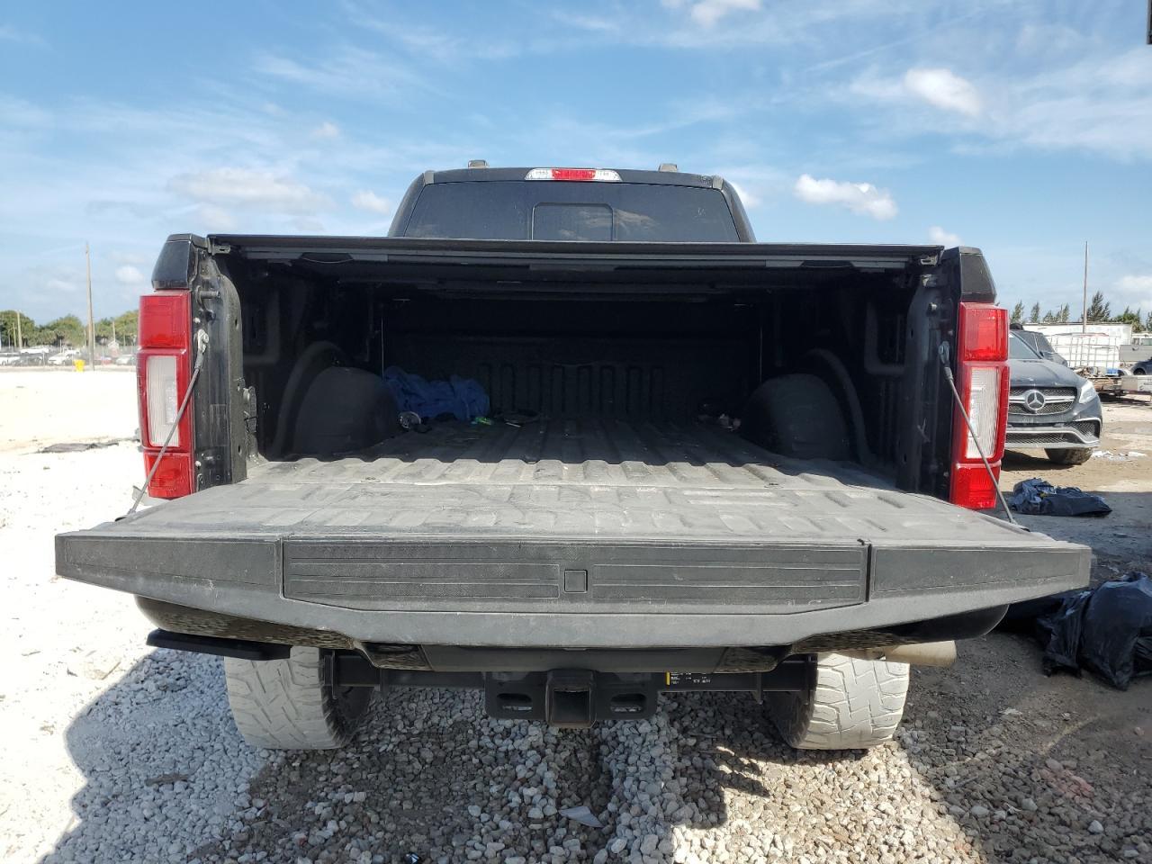 2022 FORD F250 SUPER - Image 6