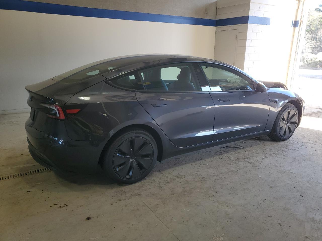 2024 TESLA MODEL 3 - Image 3