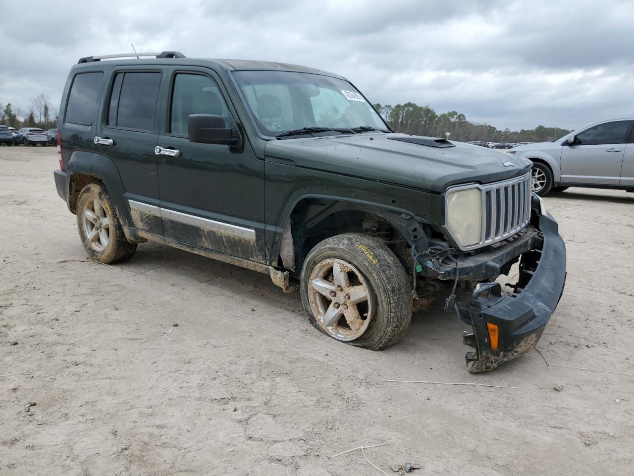 2011 JEEP LIBERTY LI - Фото 4
