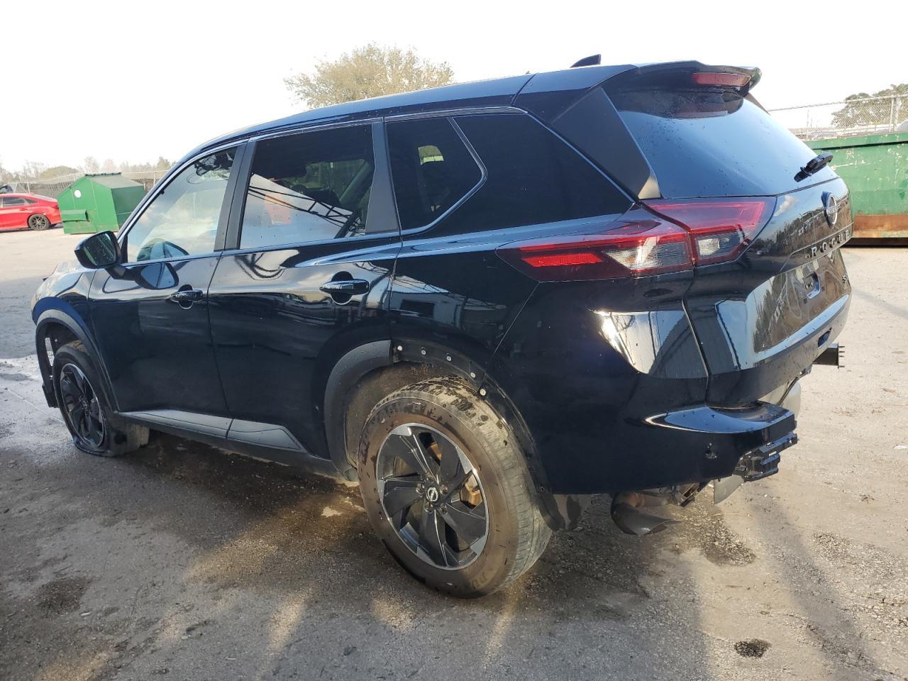 2024 NISSAN ROGUE SV - Image 2