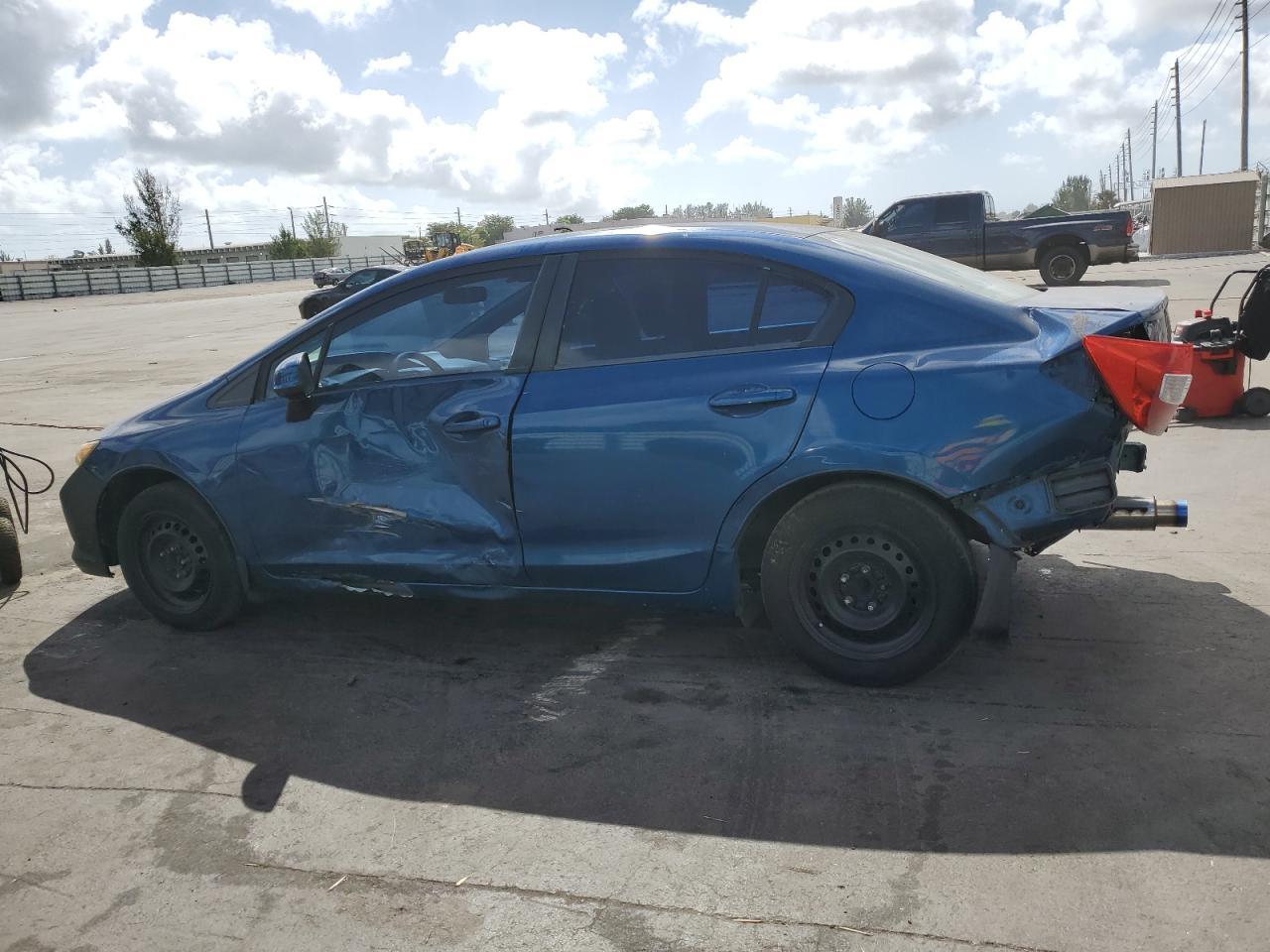 2012 HONDA CIVIC LX - Image 2