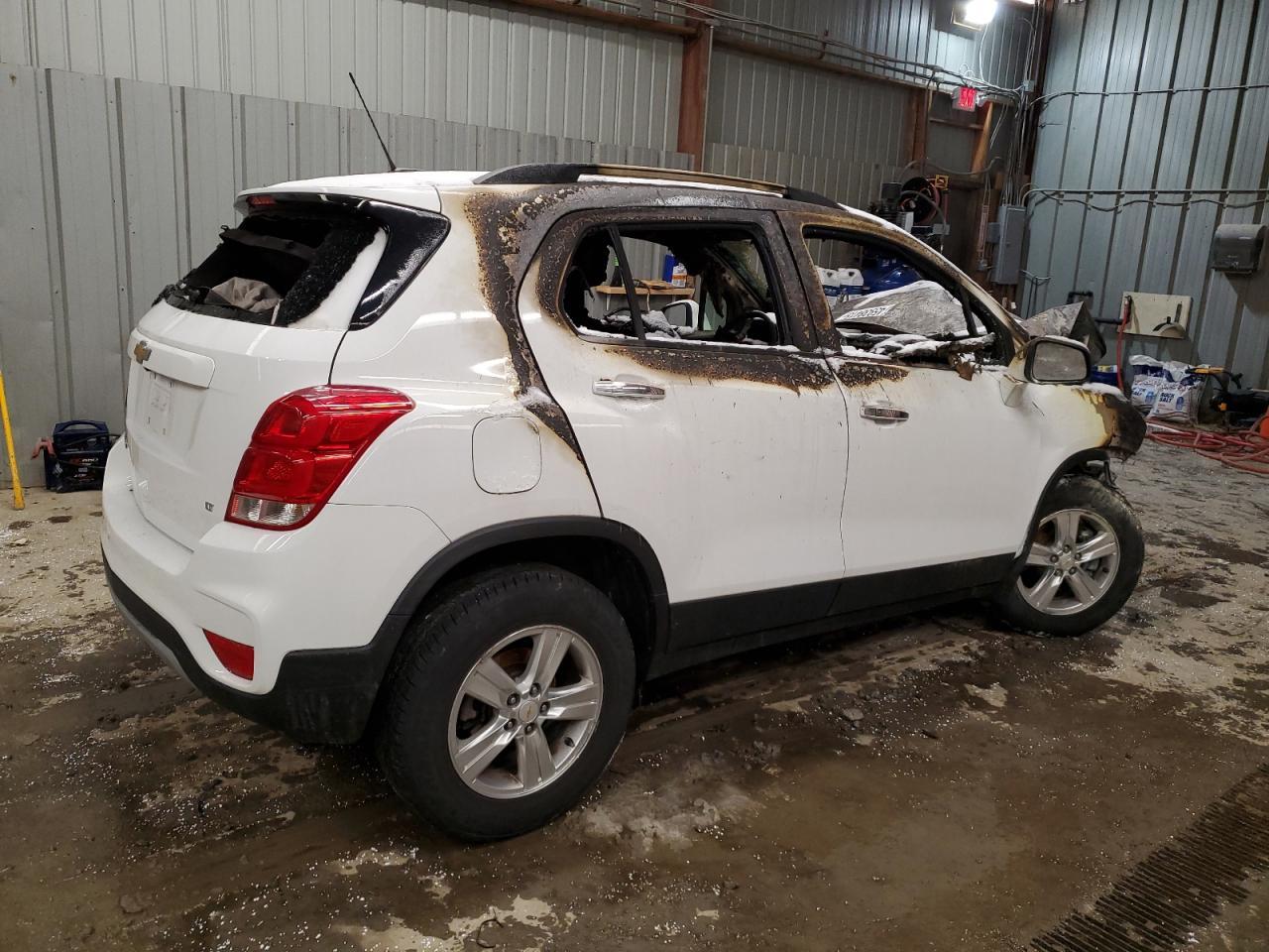 2018 CHEVROLET TRAX 1LT - Image 3
