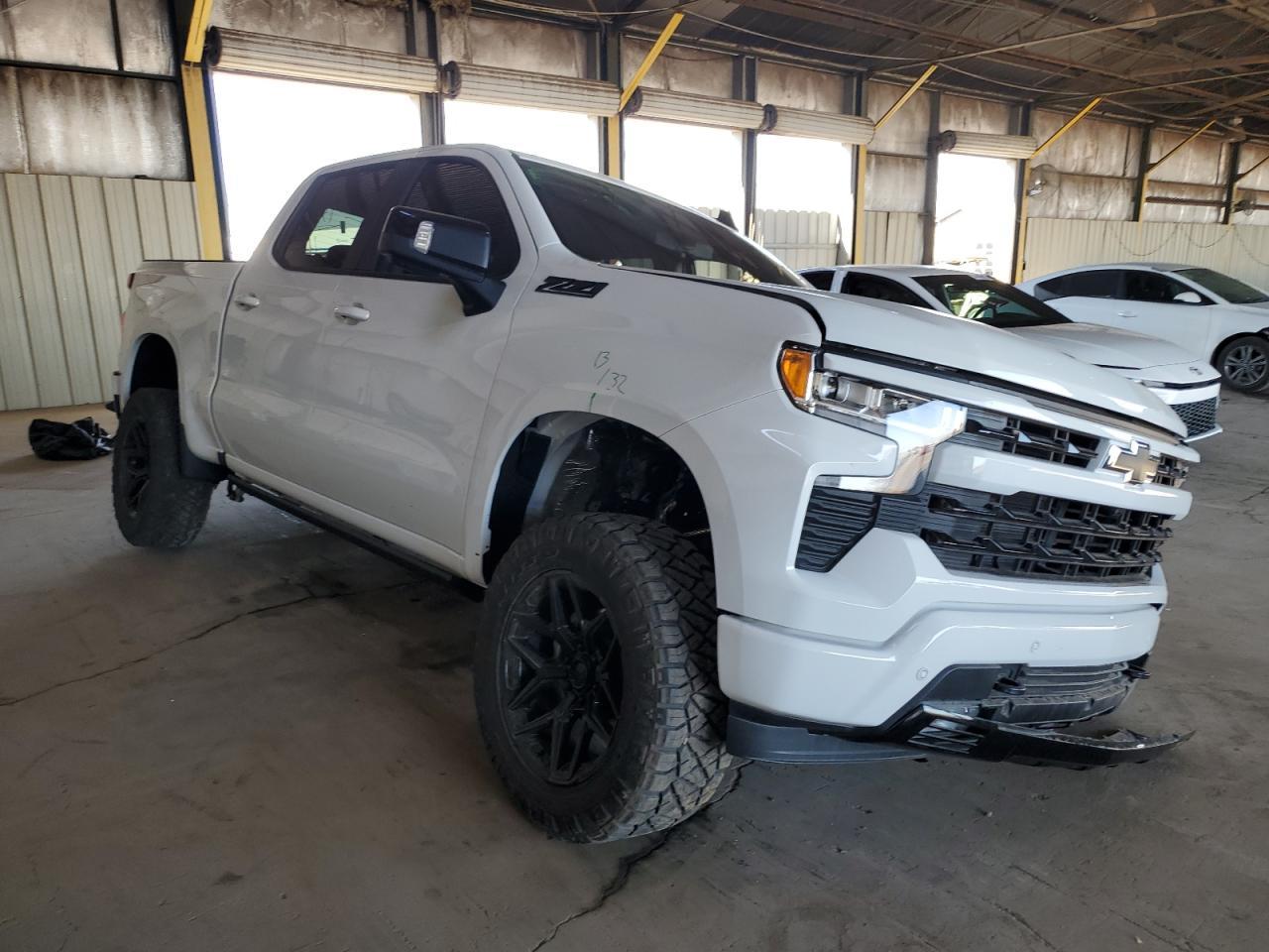 2024 CHEVROLET SILVERADO - Image 4