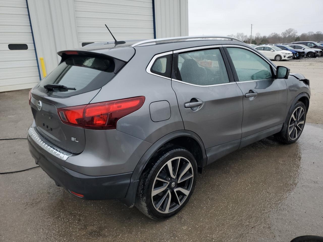 2018 NISSAN ROGUE SPOR - Фото 3