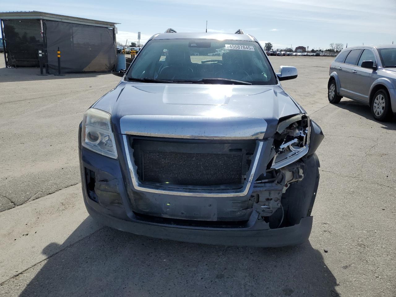 2013 GMC TERRAIN SL - Image 5