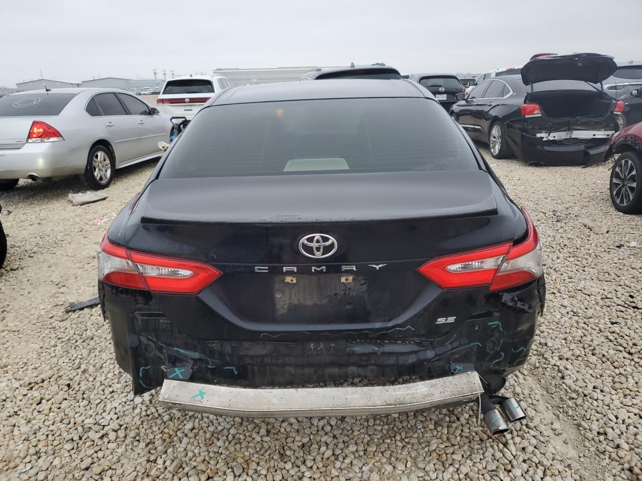 2018 TOYOTA CAMRY L - Image 6