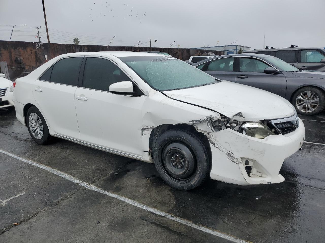 2013 TOYOTA CAMRY L - Image 4