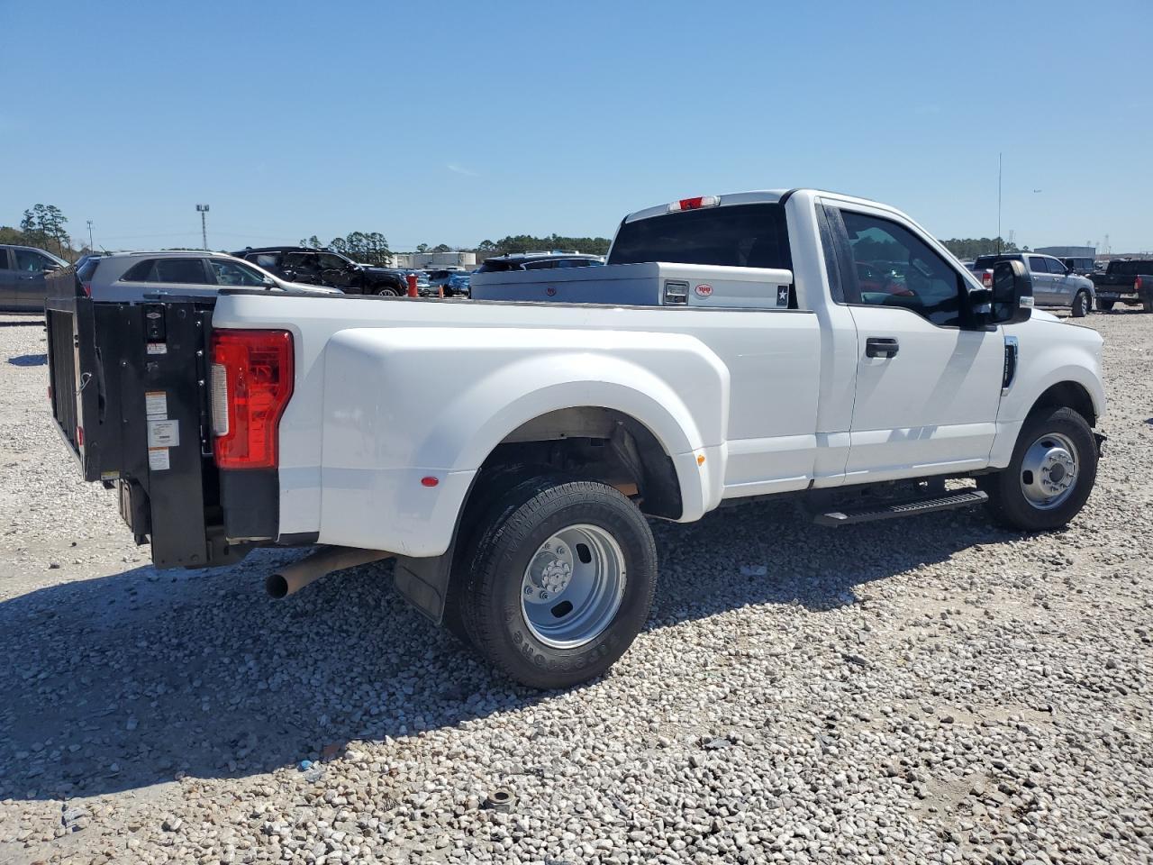 2017 FORD F350 SUPER - Image 3